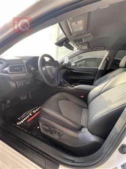 تۆیۆتا کامری